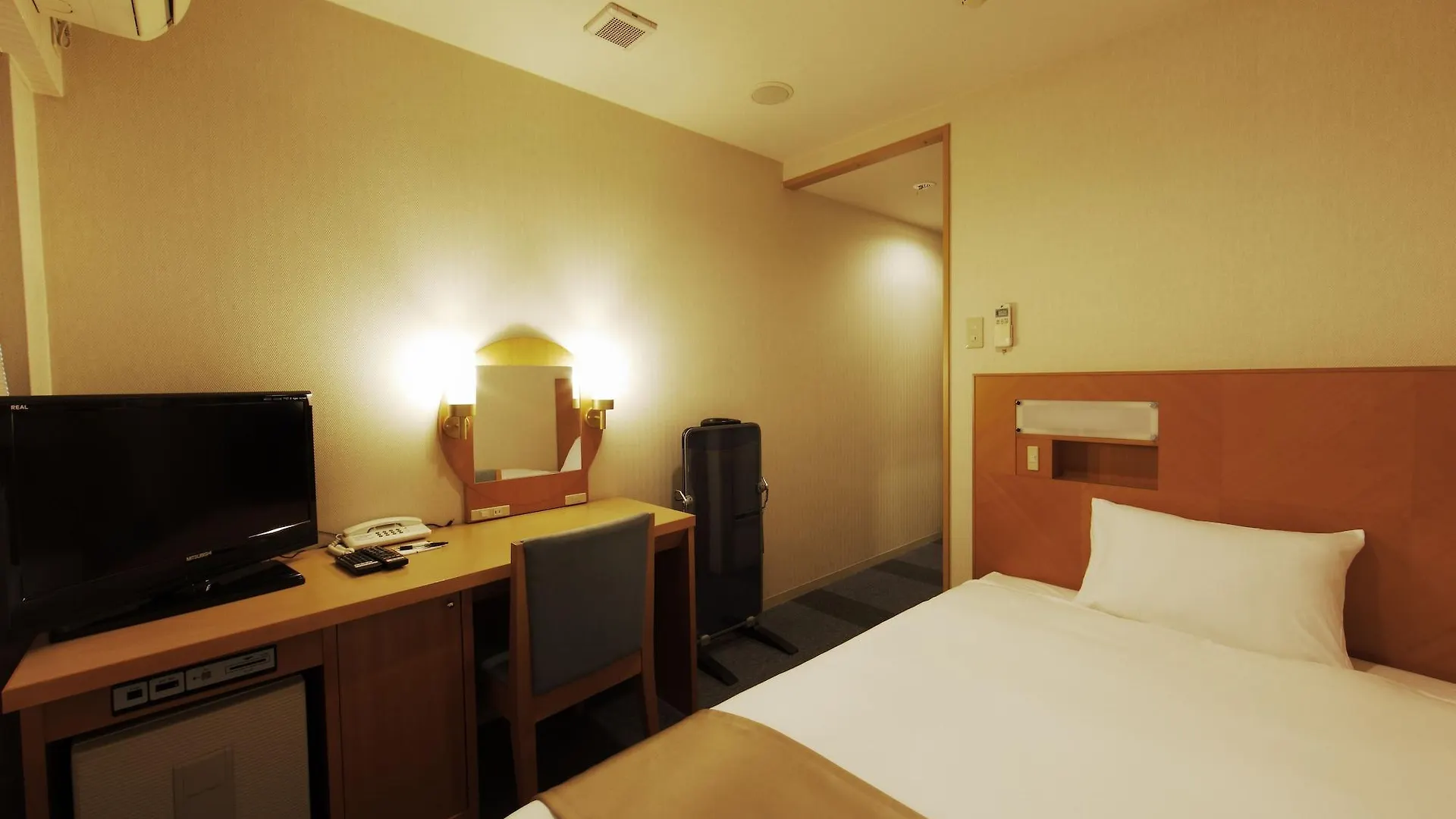 *** Hotel Chisun Inn Kamata Tokyo Japan